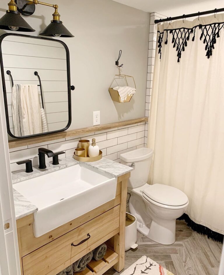 73 Farmhouse Bathroom Decor That Are Absolutely Gorgeous - Atinydreamer