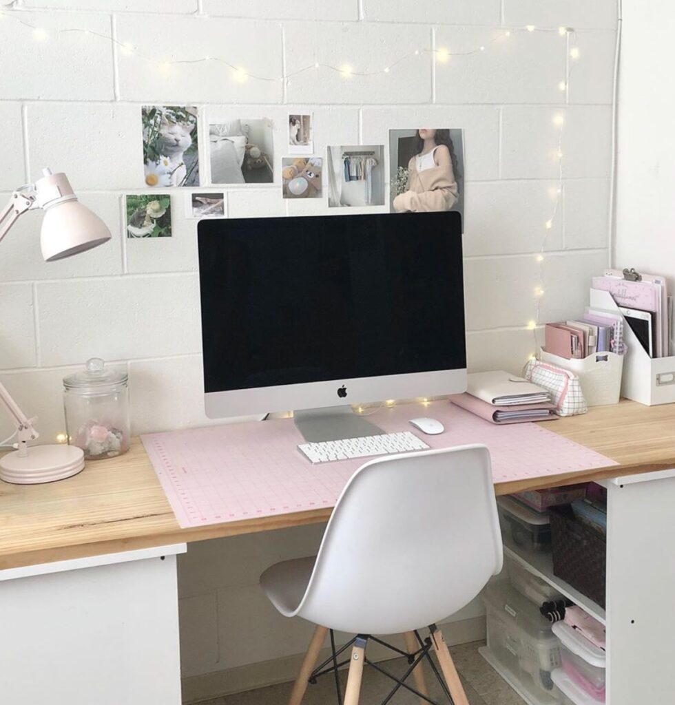 48 Cute Desk Space Decor to Have for Yourself - atinydreamer