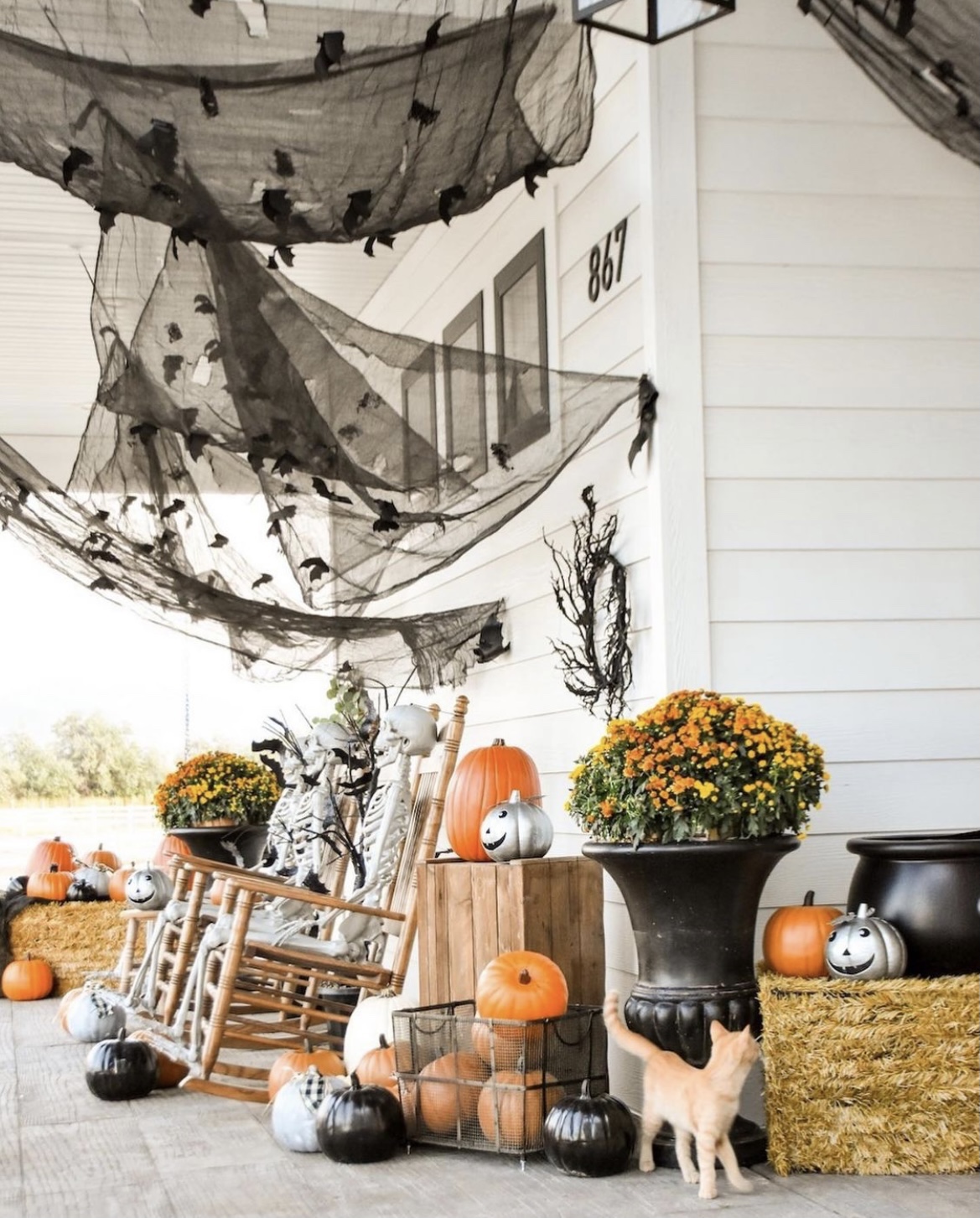101 Best Spooky Halloween Decors on a Budget - atinydreamer