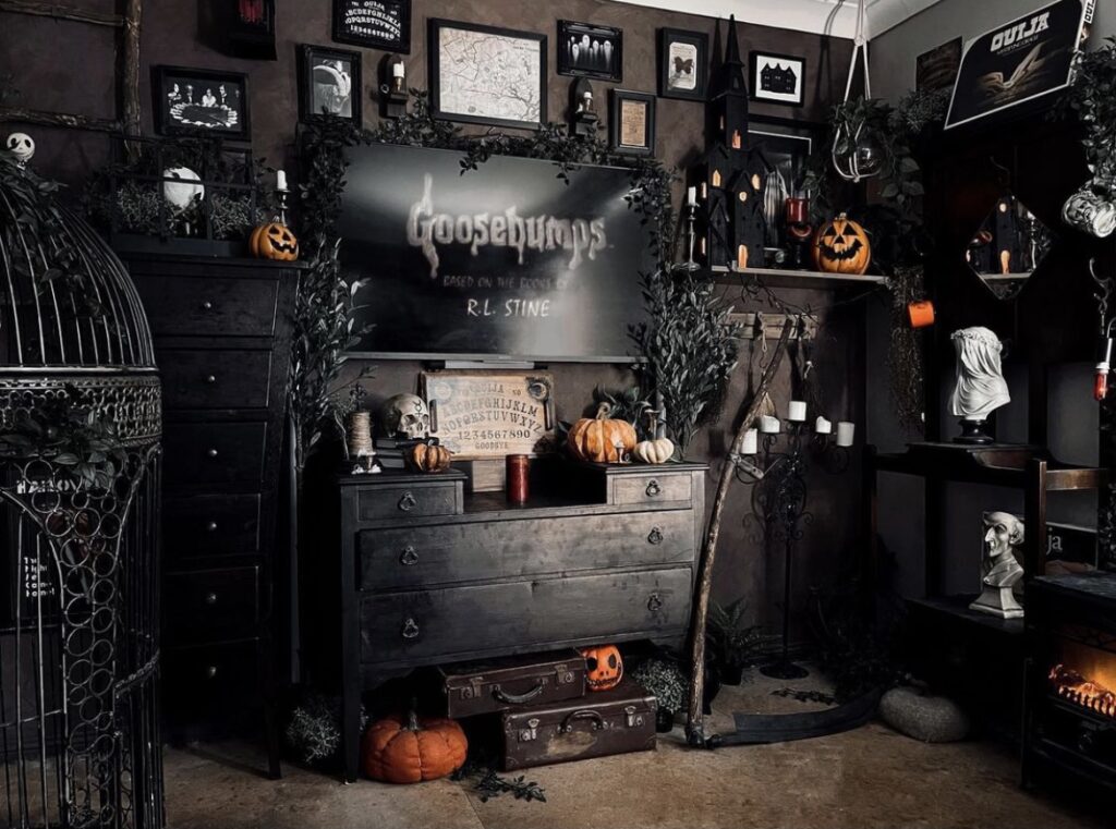 101 Best Spooky Halloween Decors on a Budget - atinydreamer