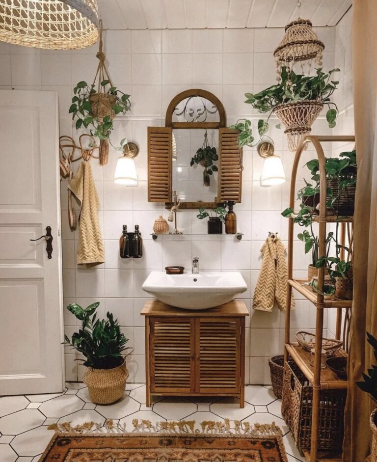 21 Best Plant-Themed Bathroom Decors to Buy Now - atinydreamer